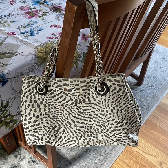 kate spade Handbags - KATE Spade ♠️ SHOULDER BAG!! So nice!